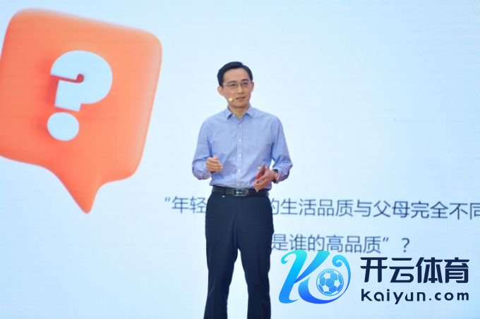 【理响中国】既当“讲者”又当“听者”,展现纯真鲜美、充满力量的表面 【理响中国】既当“讲者”又当“听者”,展现纯真鲜美、充满力量的表面